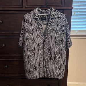 Men's Geometric Black and White Shirt